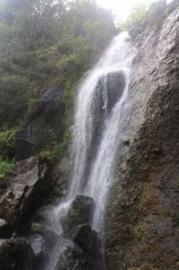 AIR TERJUN BANYU NIBO BATUR 