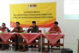 LITERASI MEDIA DALAM RANGKA SOSIALISASI PERDA DIY TENTANG PENYELENGGARAAN PENYIARAN