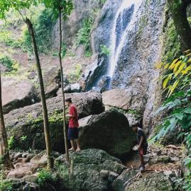 WISATA AIR TERJUN BANYU NIBO BATUR