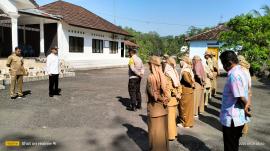 APEL PAGI PAMONG KALURAHAN PUTAT