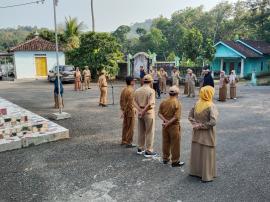 PANEWU PATUK MEMBERSAMAI APEL KERJA PAMONG PUTAT